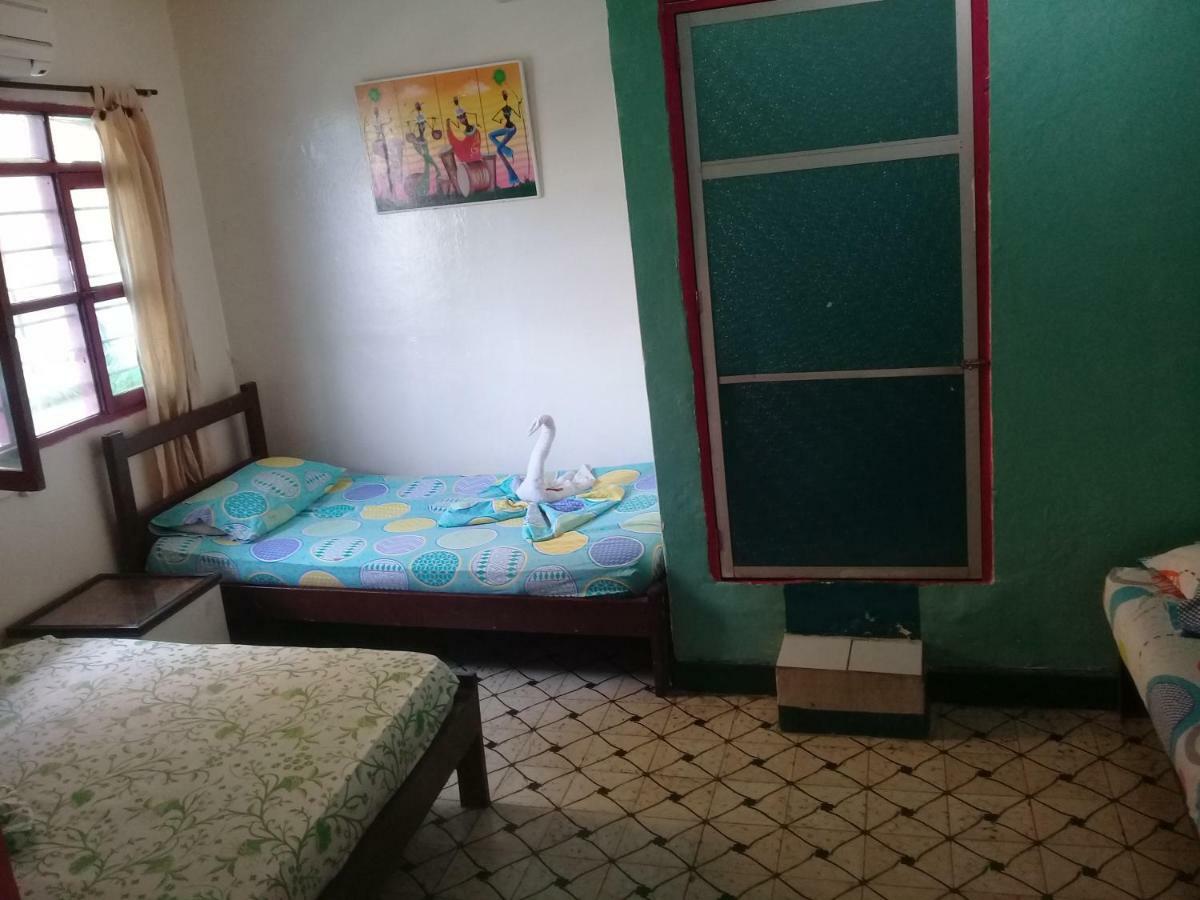 868 Mikaili Spot Guest house