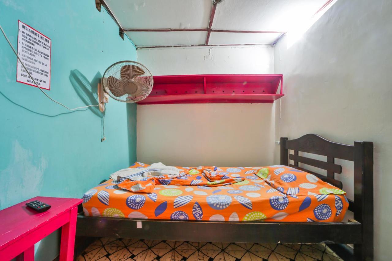 Guest house 868 Mikaili Spot Cartagena